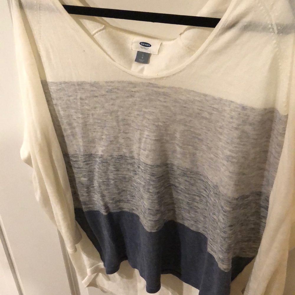 Light pullover sweater